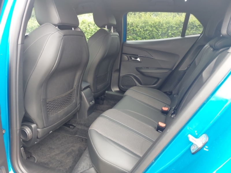 Peugeot 2008 1.2 Puretech 130 Gt Blue #6