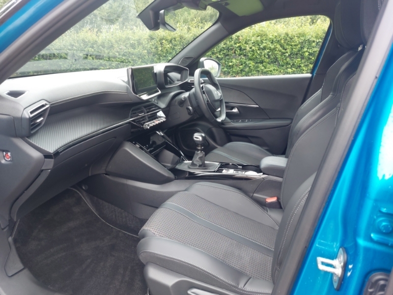 Peugeot 2008 1.2 Puretech 130 Gt Blue #5