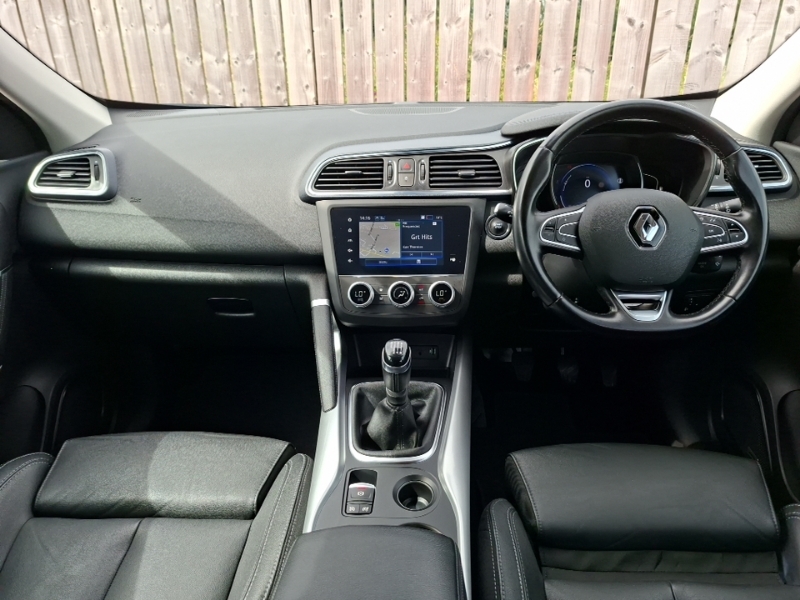 Renault Kadjar 1.5 Blue Dci Gt Line Red #3