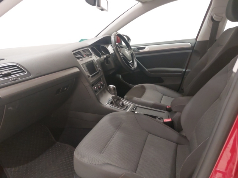 Volkswagen Golf 1.6 Tdi 110 Match Edition Dsg Red #5