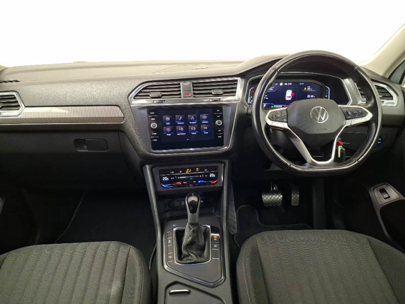 Volkswagen Tiguan Allspace 1.5 Tsi Life Dsg White #3
