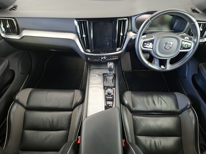 Volvo V60 2.0 D3 150 R Design Plus KO69UDT Grey #3