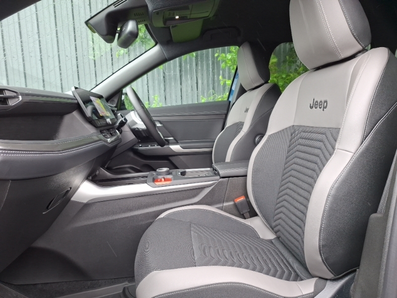 Jeep Compass 1.2 E-hybrid First Edition Dct ST26WGU Black #5