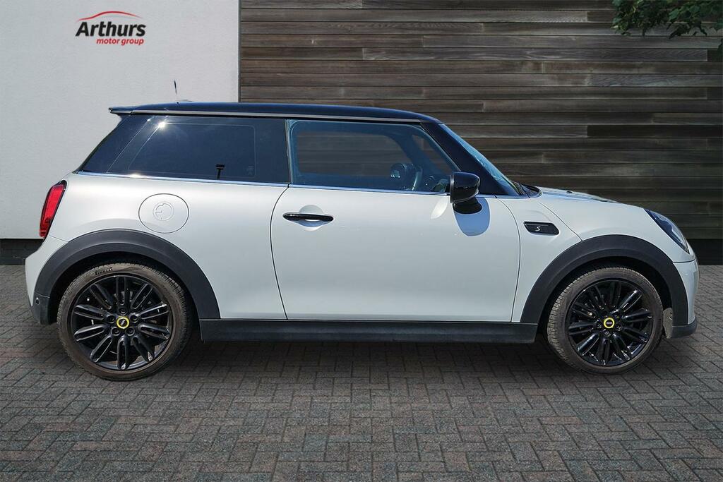 Mini Hatch 135Kw Cooper S Level 2 33Kwh KT72OFO Grey #2