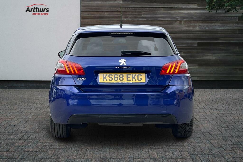 Peugeot 308 1.2 Puretech 110 Allure 6 Speed #4