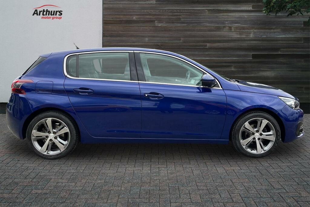 Peugeot 308 1.2 Puretech 110 Allure 6 Speed #2