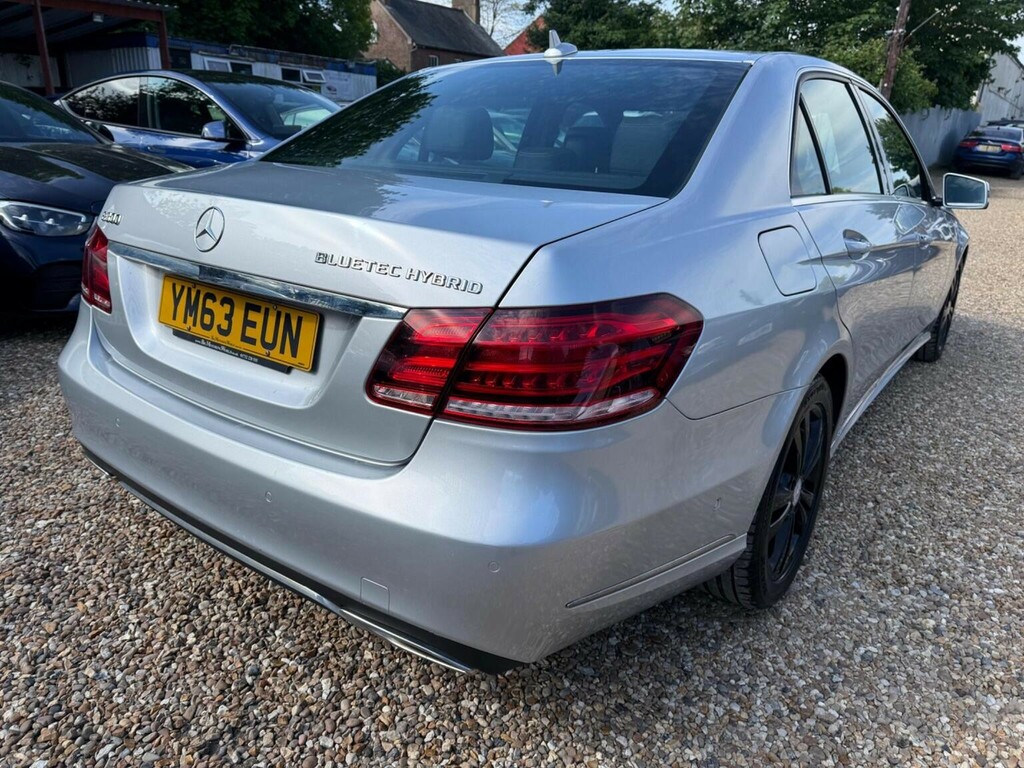 Mercedes-Benz E Class Saloon 2.1 E300dh Bluetec Se G-tronic Euro 5 Ss Silver #4