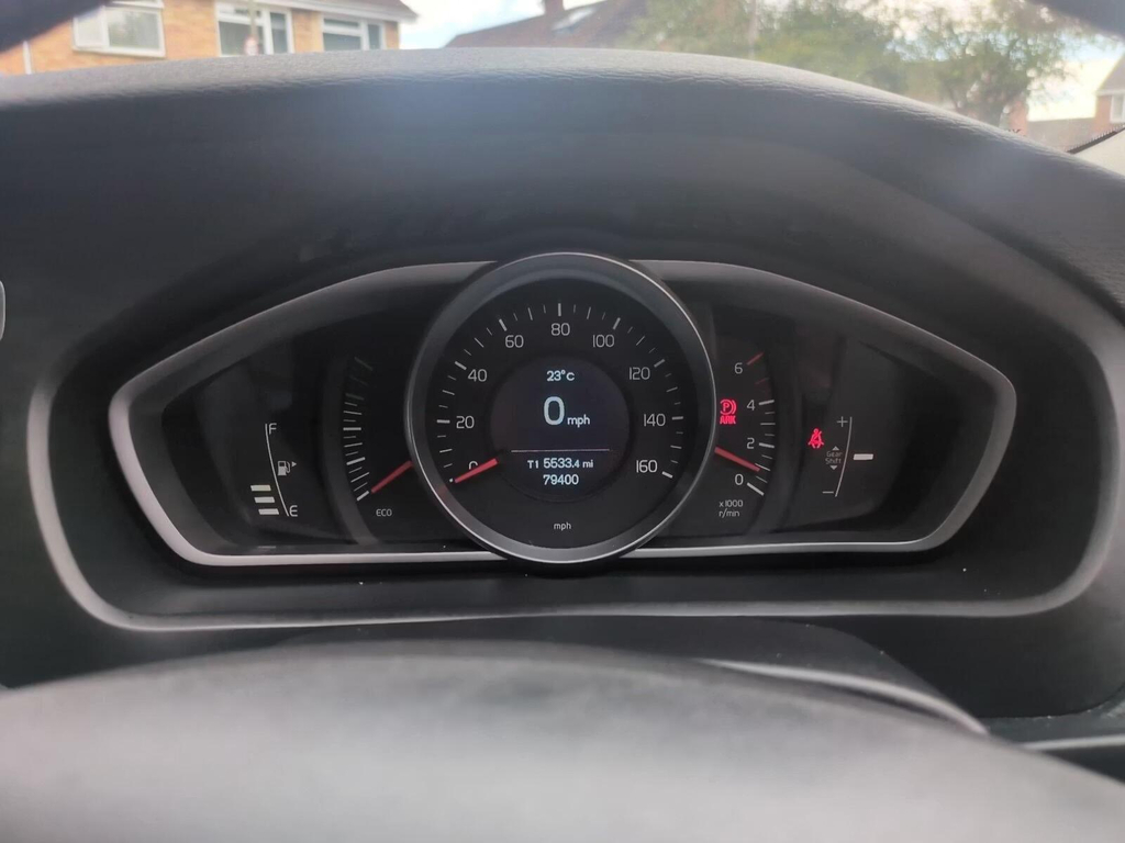 Volvo V40 1.6 D2 Se Euro 5 Ss #6