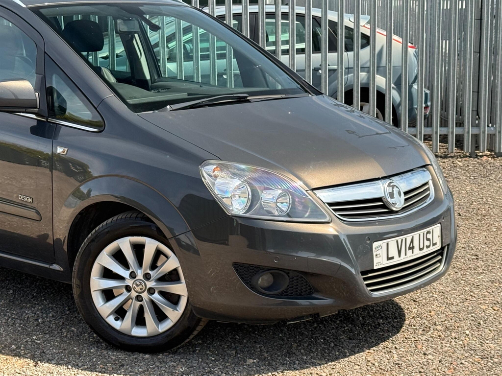 Vauxhall Zafira 1.8 16V Exclusiv Euro 5 #3