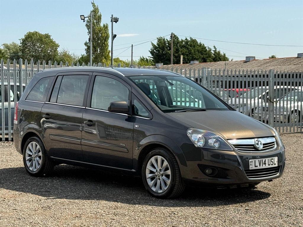 Vauxhall Zafira 1.8 16V Exclusiv Euro 5 #4