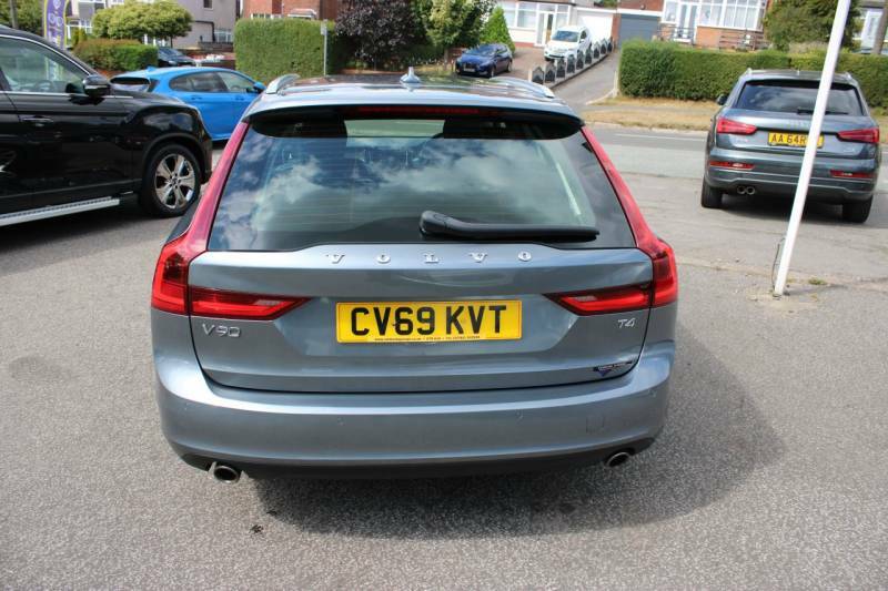 Volvo V90 2.0 T4 Momentum Plus Estate Euro 6 Grey #6
