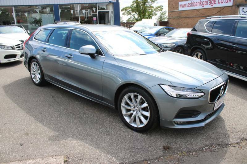 Volvo V90 2.0 T4 Momentum Plus Estate Euro 6 Grey #4