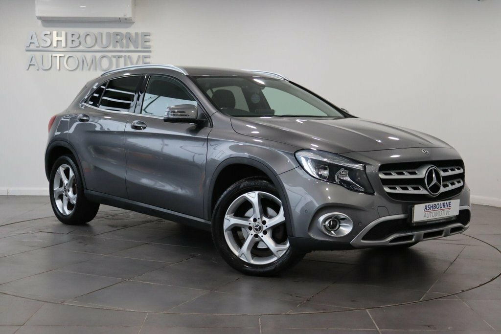 Mercedes-Benz GLA Class 2.1 Gla200d Sport Executive 7G-dct Euro 6 Ss Grey #2