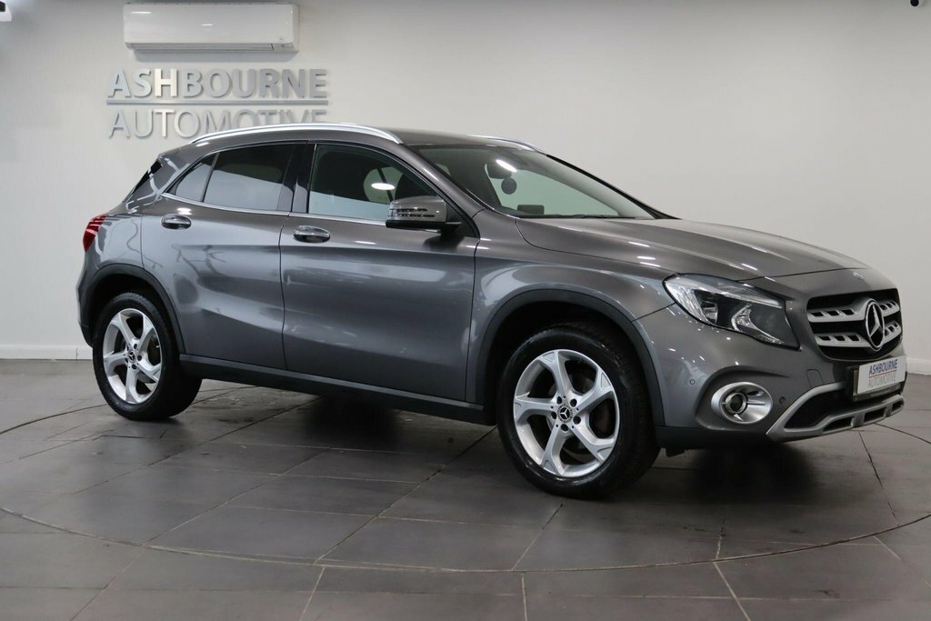 Mercedes-Benz GLA Class 2.1 Gla200d Sport Executive 7G-dct Euro 6 Ss Grey #5
