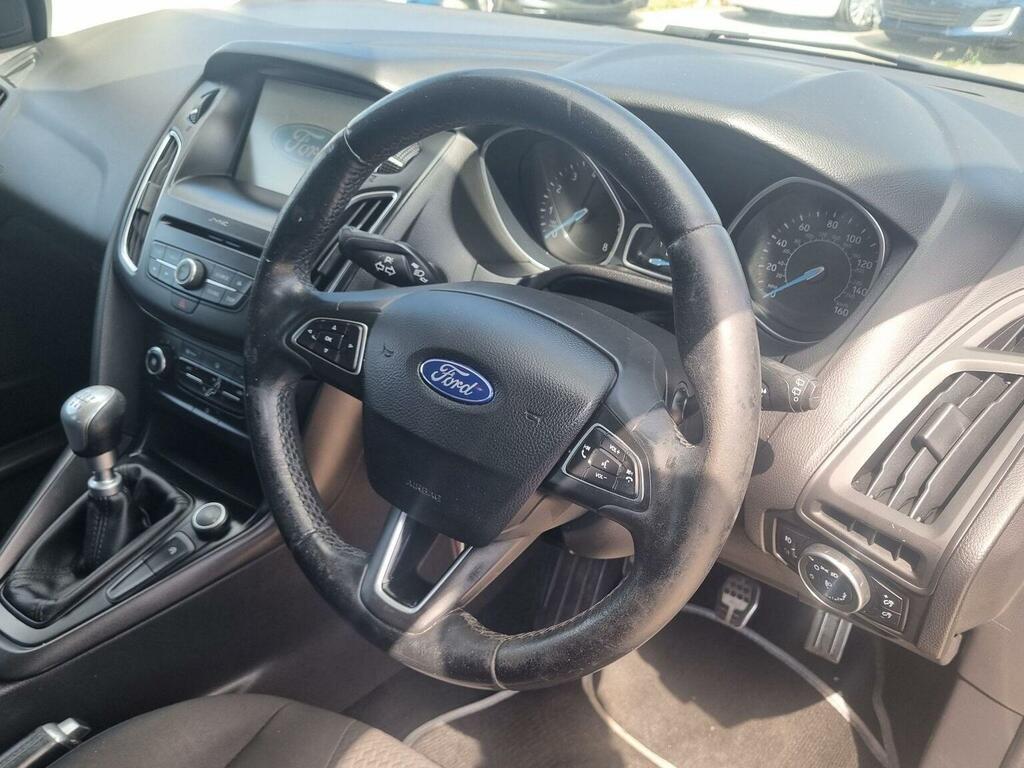 Ford Focus 1.0T Ecoboost Zetec Euro 6 Ss White #4