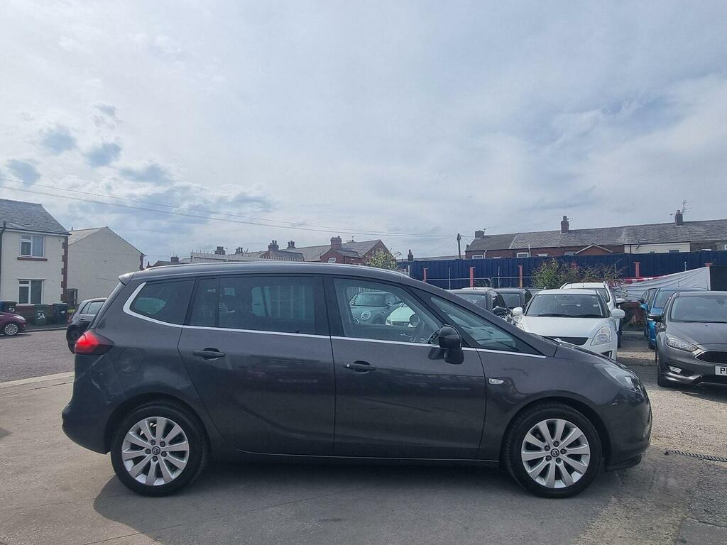Vauxhall Zafira Tourer Exclusiv Blue #8