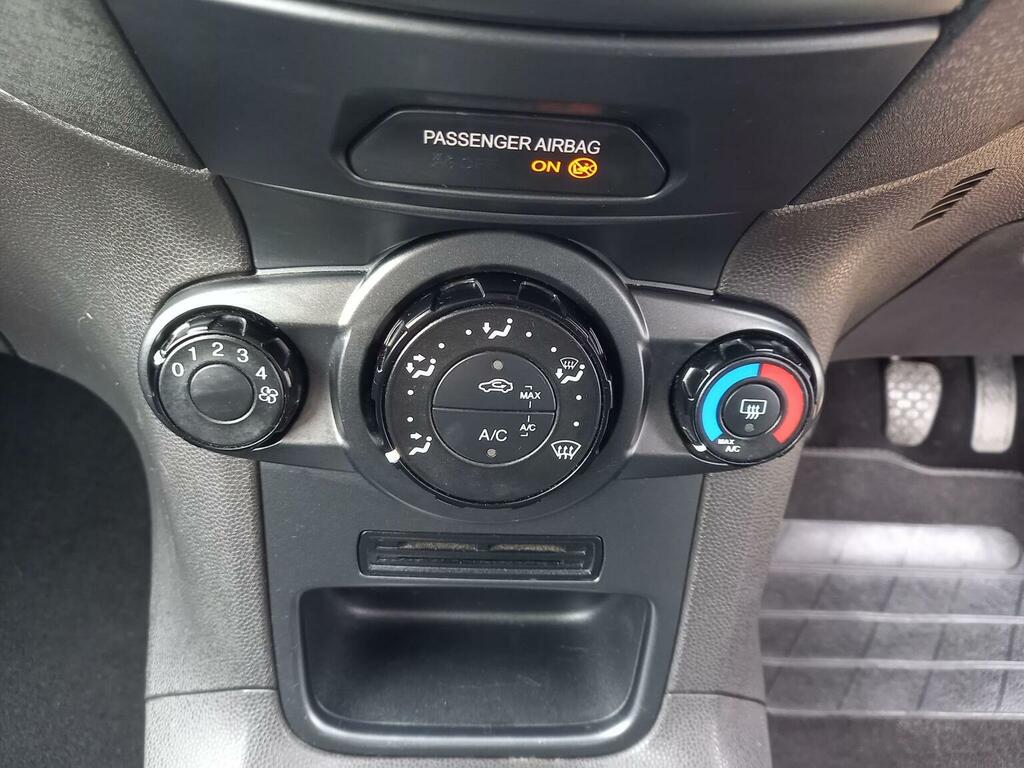 Ford Fiesta 1.5 Tdci Titanium Euro 6 White #16