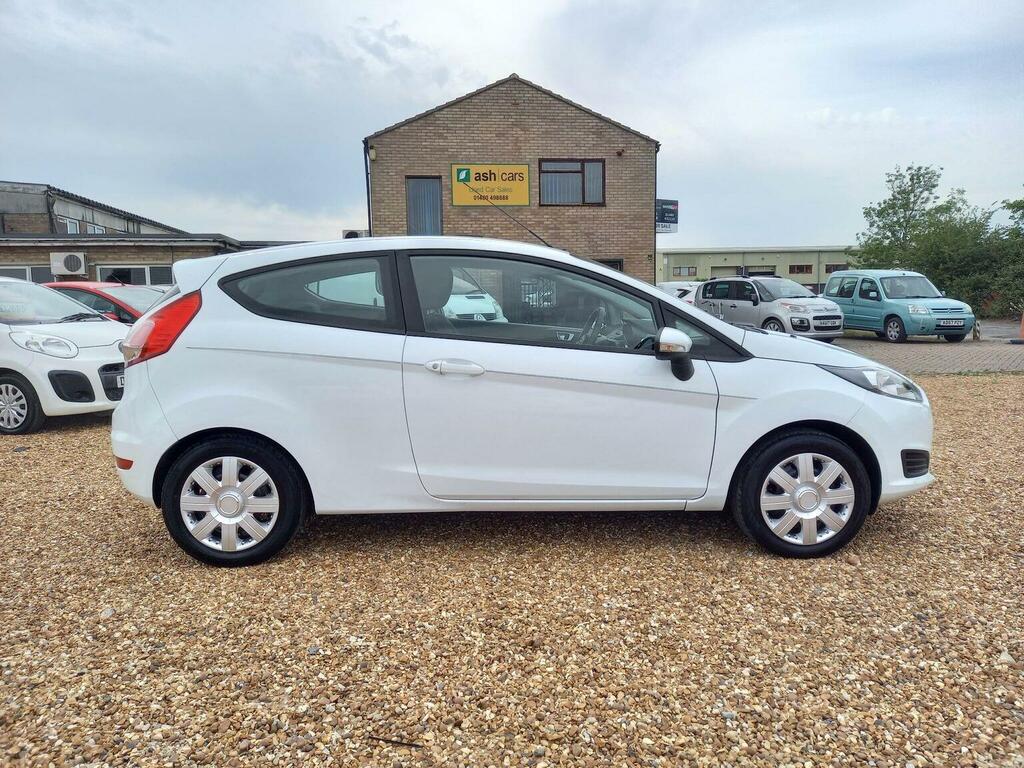 Ford Fiesta 1.25 Style Euro 5 White #4
