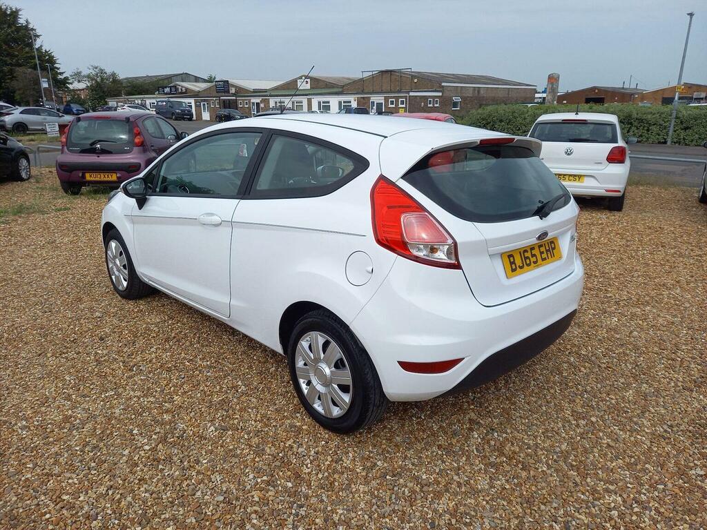 Ford Fiesta 1.25 Style Euro 5 White #6