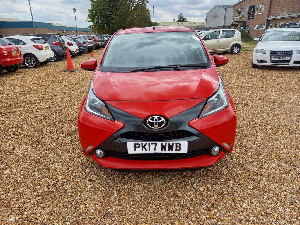 Toyota Aygo 1.0 Vvt-i X-style Euro 6 Red #3