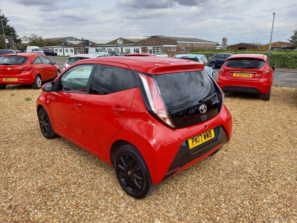 Toyota Aygo 1.0 Vvt-i X-style Euro 6 Red #6