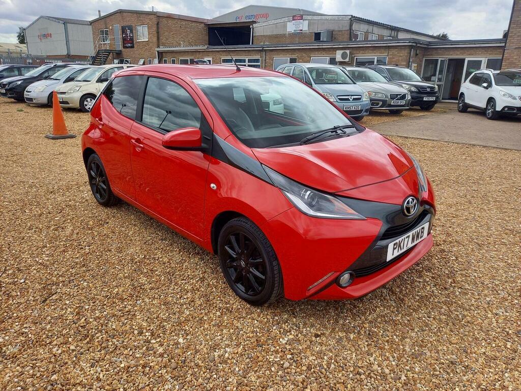 Toyota Aygo 1.0 Vvt-i X-style Euro 6 Red #2