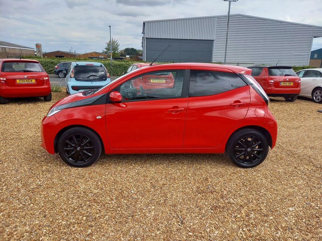 Toyota Aygo 1.0 Vvt-i X-style Euro 6 Red #5