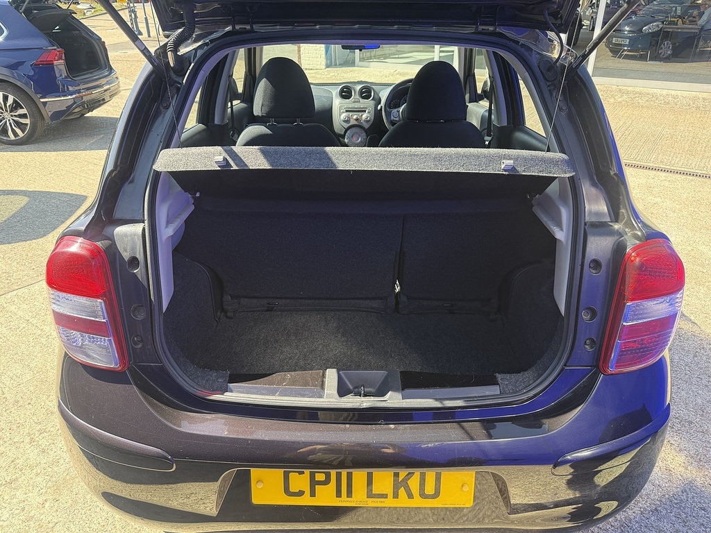Nissan Micra Acenta Black #5