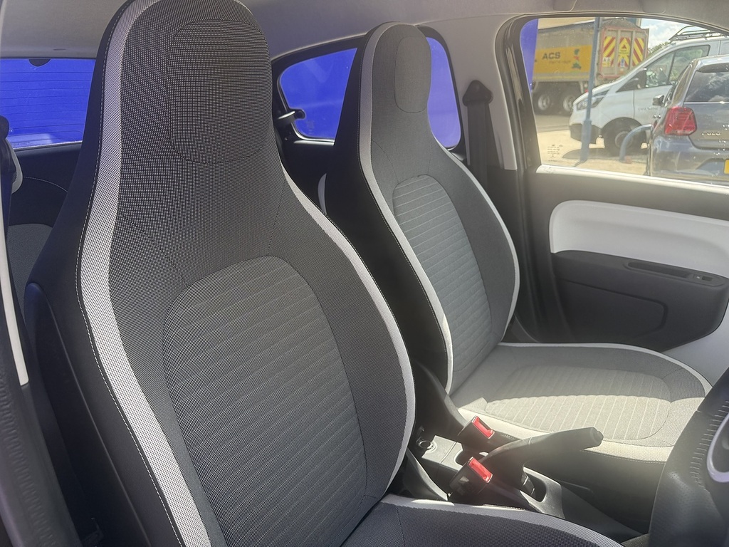 Renault Twingo 0.9 Tce Dynamique Start Stop Black #15