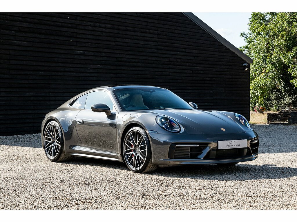 Porsche 911 Carrera S 32 Grey