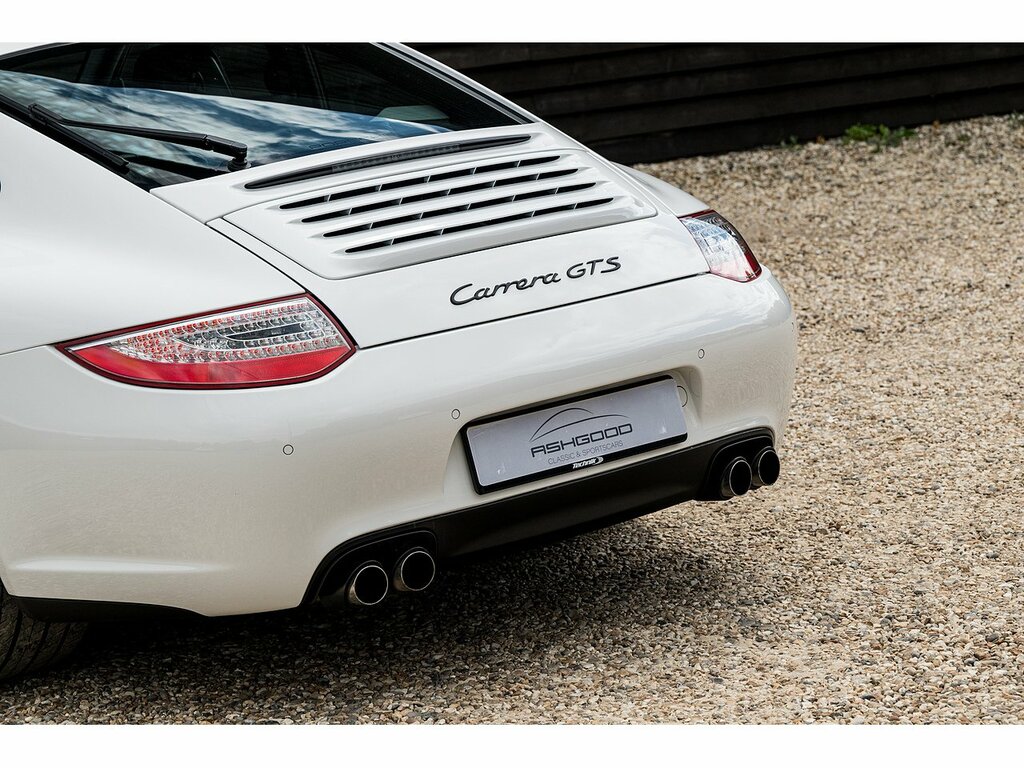 Porsche 911 Carrera Gts Coupe 34 White #6