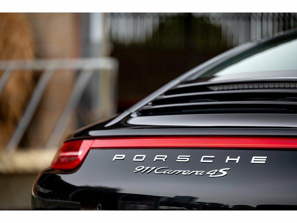 Porsche 911 Carrera 4S Coupe Pdk 25 Black