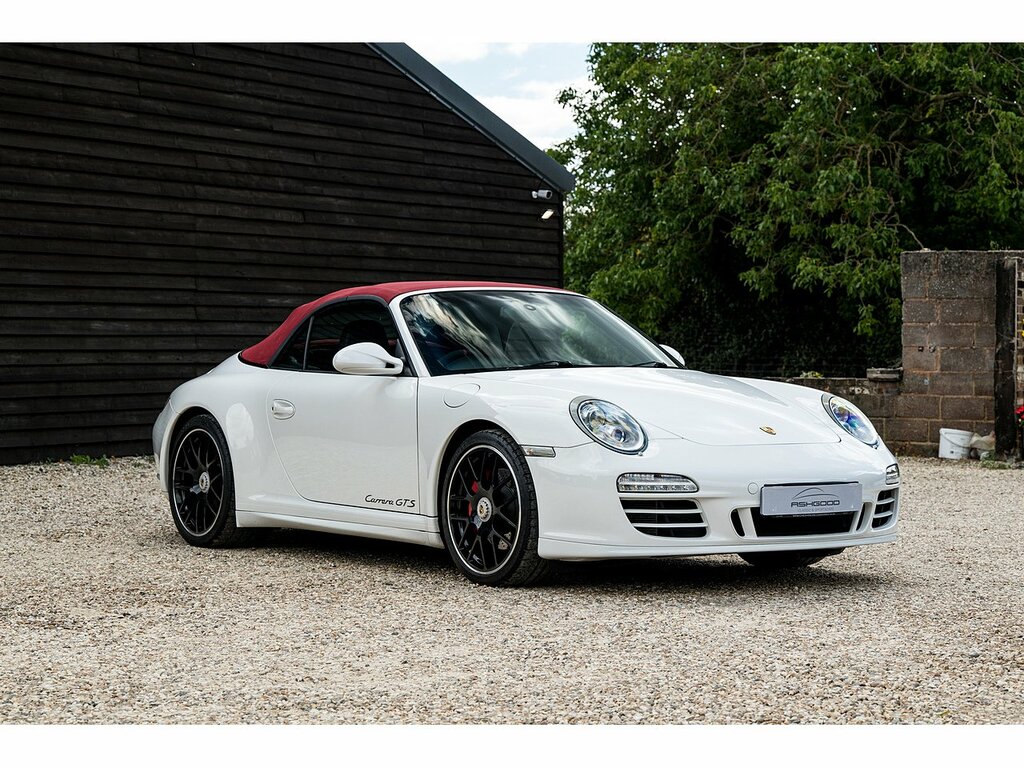 Porsche 911 2 Coupe Stunning Colour 63000 Miles 35995  #26