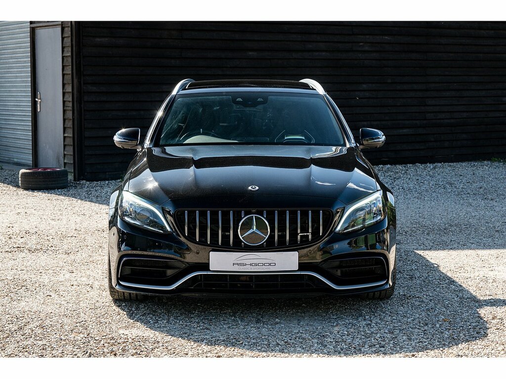 Mercedes-Benz C Class V8 Biturbo Amg S 15 Black #2