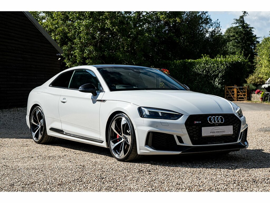 Audi RS5 Coupe White