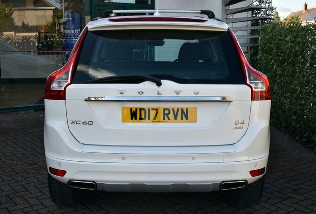 Volvo XC60 2017 2.4 D4 Se Lux Nav Awd 187 Bhp Eu White #5