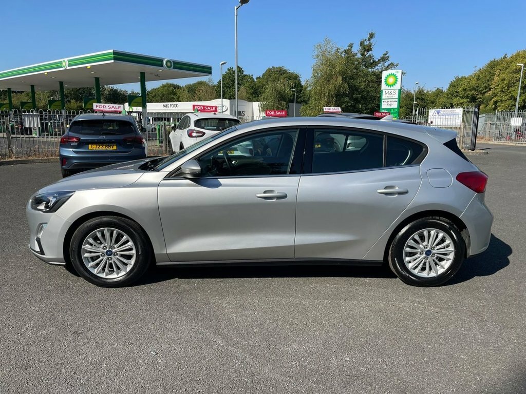 Ford Focus 1L Titanium Edition Silver #5