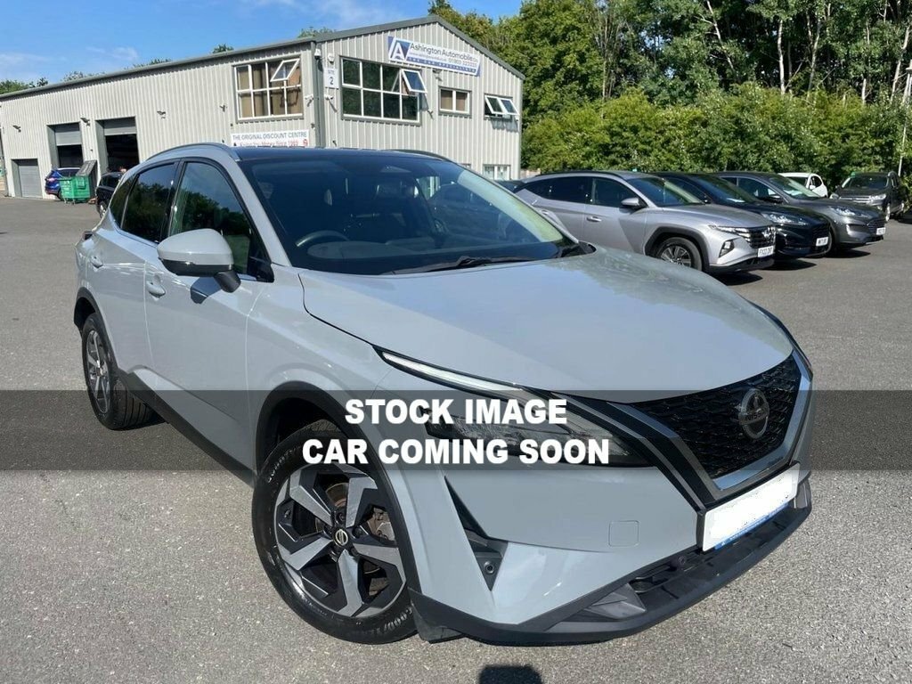 Nissan Qashqai 1.3L N-connecta Grey