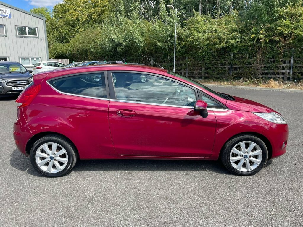 Ford Fiesta 1.6 Fiesta Titanium 120 Grey #2