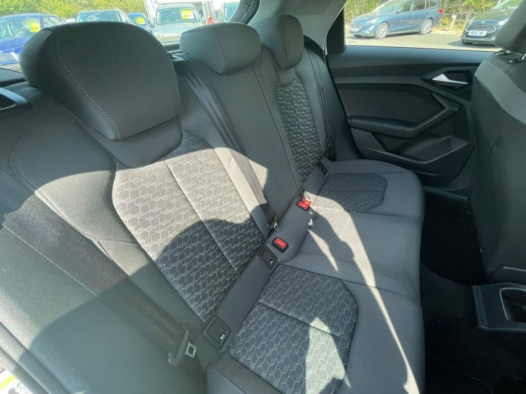 Audi A1 1.0 Tfsi 25 Sport Sportback Euro Silver #14