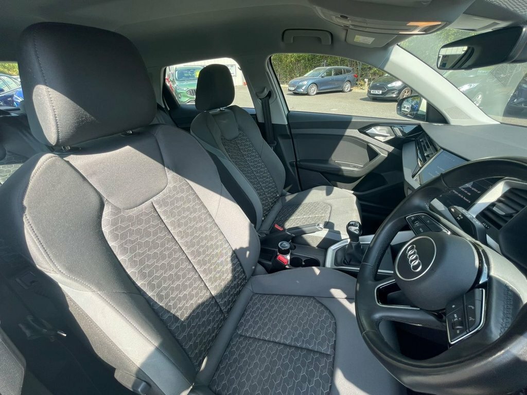 Audi A1 1.0 Tfsi 25 Sport Sportback Euro Silver #15