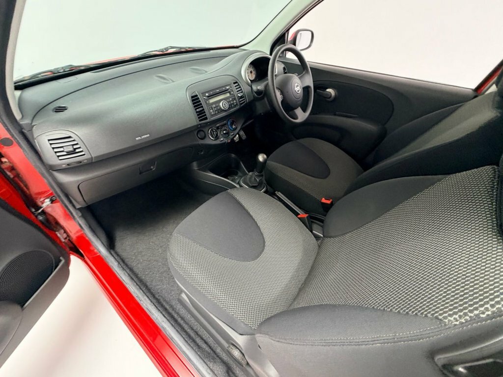 Nissan Micra 1.6 16V 160Sr Black #12