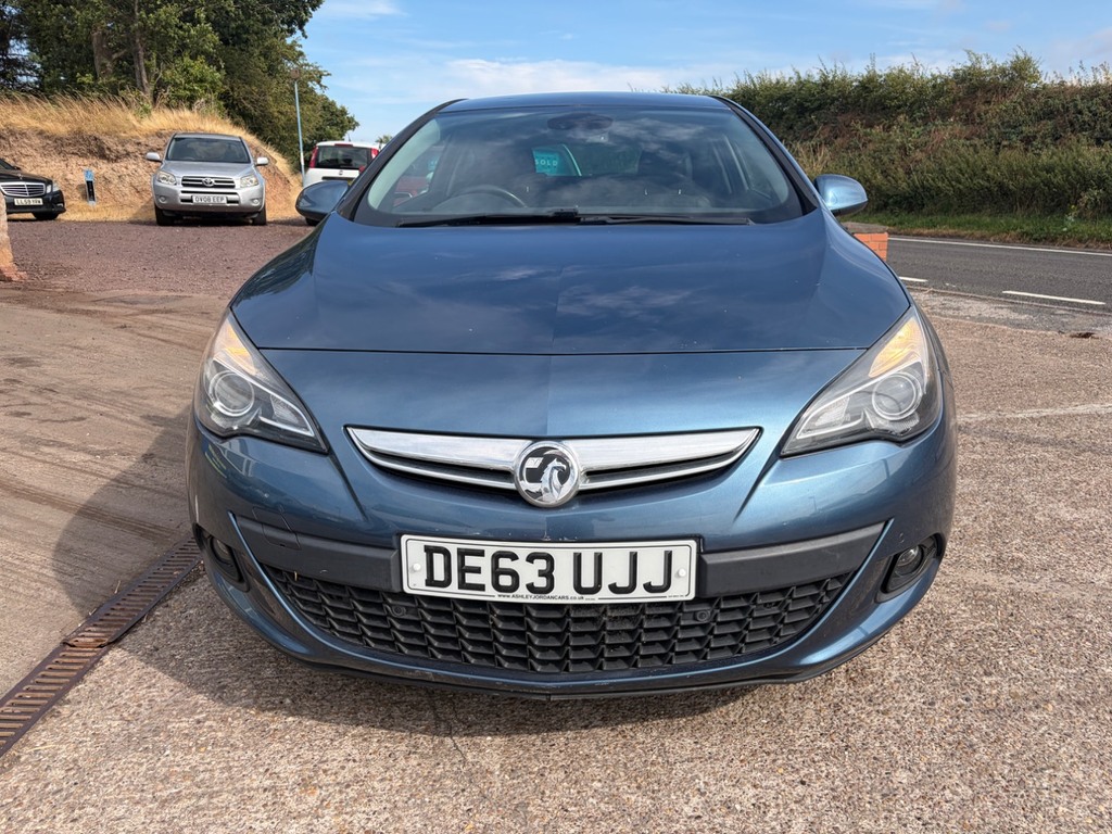 Vauxhall Astra GTC 2.0 Cdti 16V Sri Blue #4