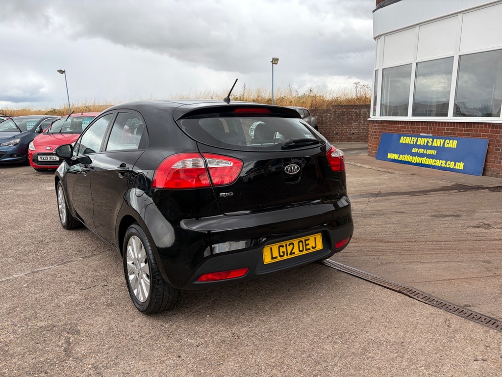 Kia RIO 1.25 2 Hatchback Euro 5 84 Bhp Red #7