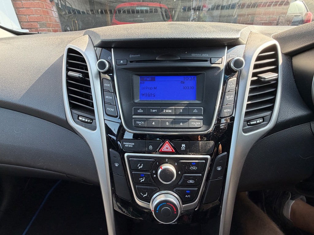Hyundai I30 1.4 Blue Drive Se Sat Nav 2016 Ulez C Silver #7