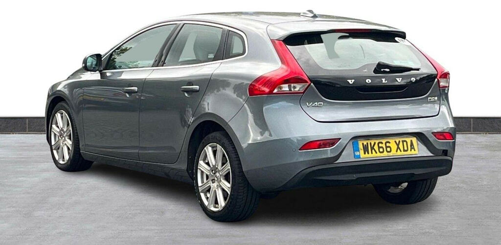 Volvo V40 2.0 D2 Inscription Euro 6 Ss Grey #2
