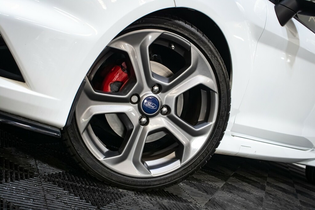Ford Fiesta 1.6 T Ecoboost St-2 White #3