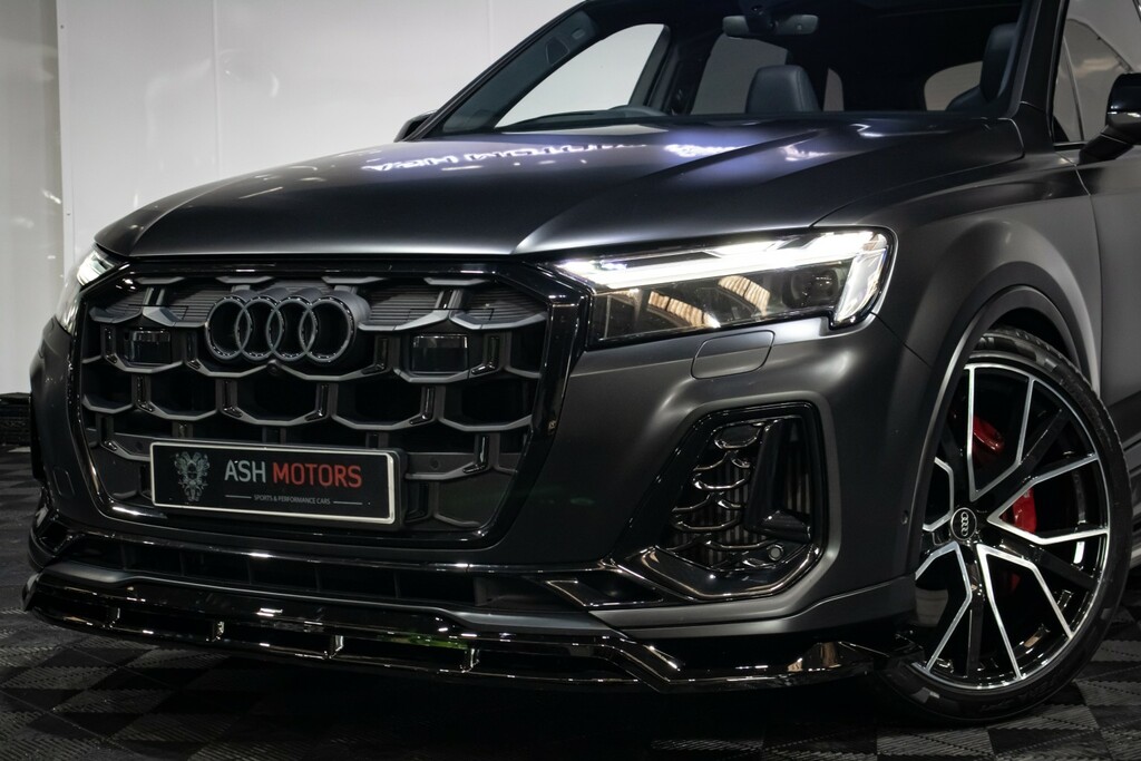 Audi SQ7 4.0 Tfsi V8 Black Edition BP74WWV Black #2