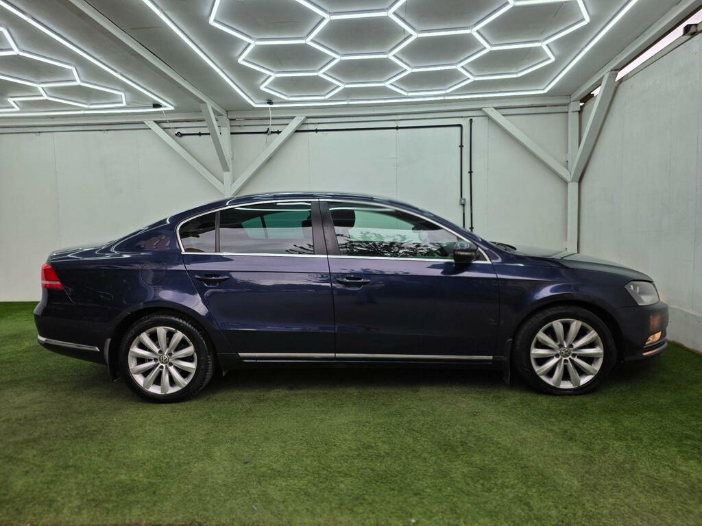 Volkswagen Passat 2.0 Tdi Bluemotion Tech Highline Dsg Euro 5 Ss Blue #2