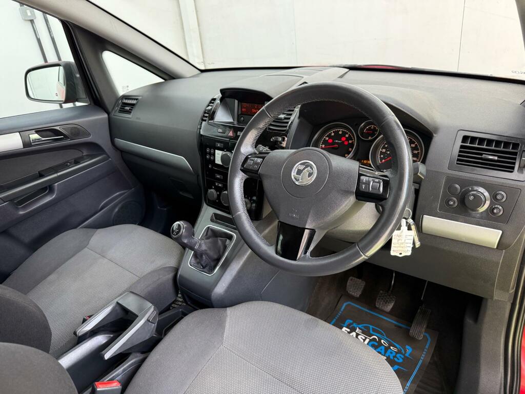 Vauxhall Zafira 1.8 16V Exclusiv Euro 5 Snav YM63DXR Red #3